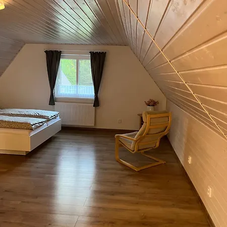 木屋 V Ceskem Raji Pod Kumburkem